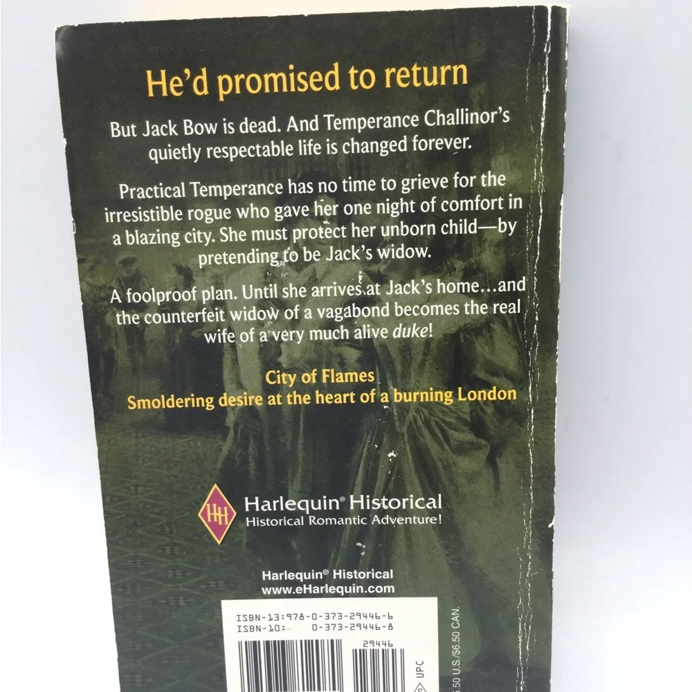 Vintage Claire Thornton vagabond duchess. Book.